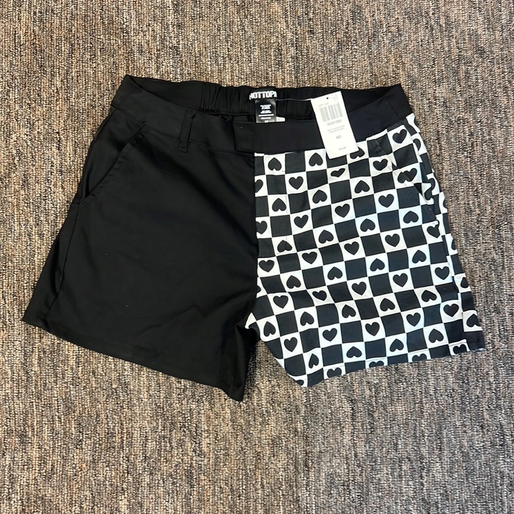 Hot Topic split checkered heart trouser shorts size medium.
